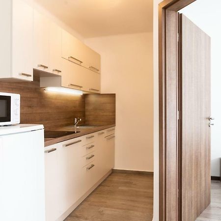 Raba Apartman シャールヴァール エクステリア 写真